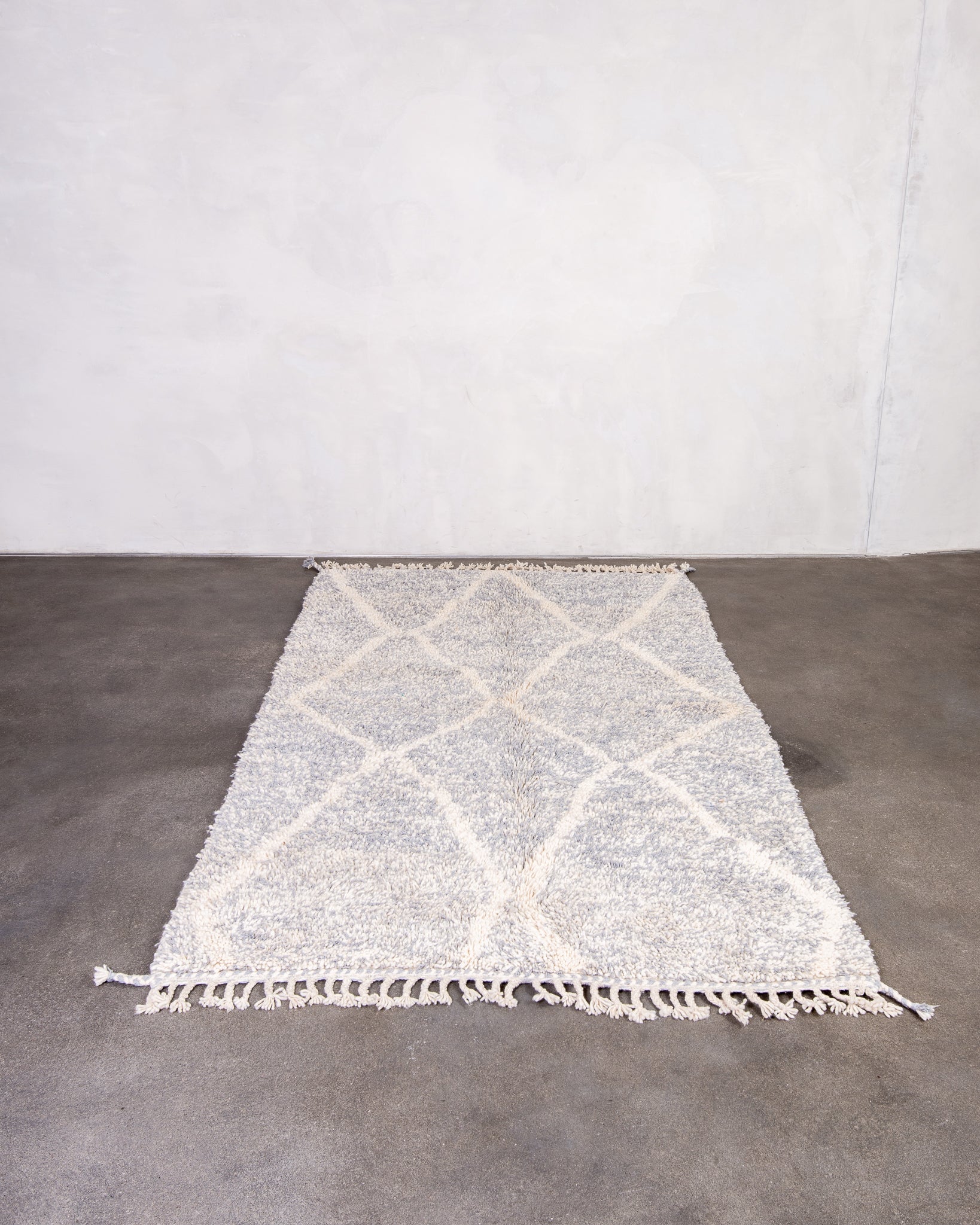 Modern designer handcrafted Berber rug from morocco Beniourain with beautiful colors and patterns